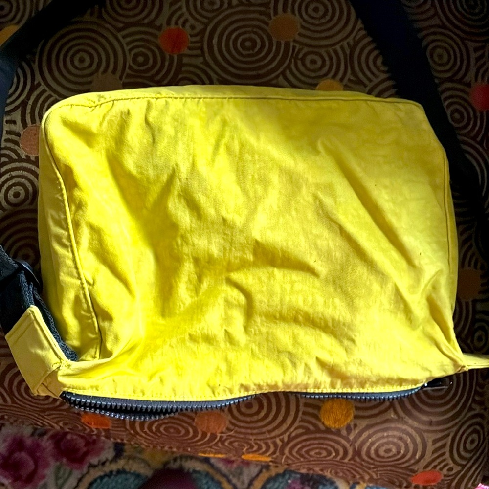 Baggu, limited edition lemongrass color